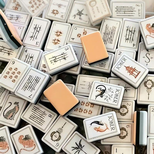 Lotus Lantern Mahjong Tiles Set – Multi‑Layer Peach‑Green Stacked Tile Backs with Cream‑White Lotus‑Dot, Bamboo‑Stalk, Pagoda‑Lantern‑Character, Arch‑Frame‑Wind & Exotic‑Creature Joker American Mahjong Suit Art