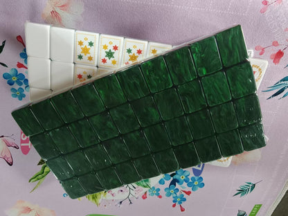Evergreen Noel Mahjong Tiles Set – Glossy Emerald Green Marble Swirl Tile Backs with Christmas Holly Bamboo, Ornament Dot, Gold Wreath Wind & Reindeer Joker American Mahjong Suit Art