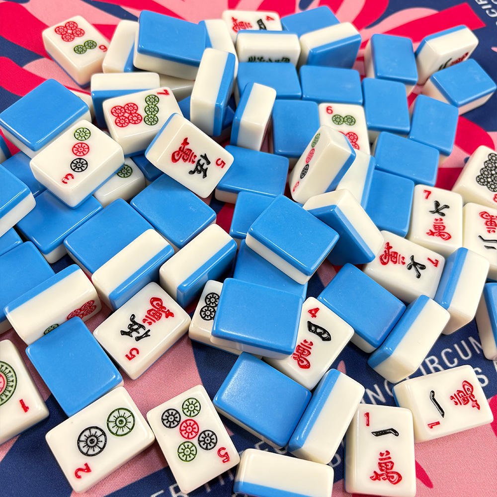 Azure Line Melamine NMJL American Mahjong Set - 166 White Tiles with Blue Backs Jokers and Flowers